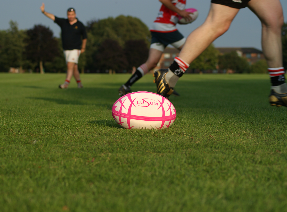 Lusum Aqulifer on Pitch